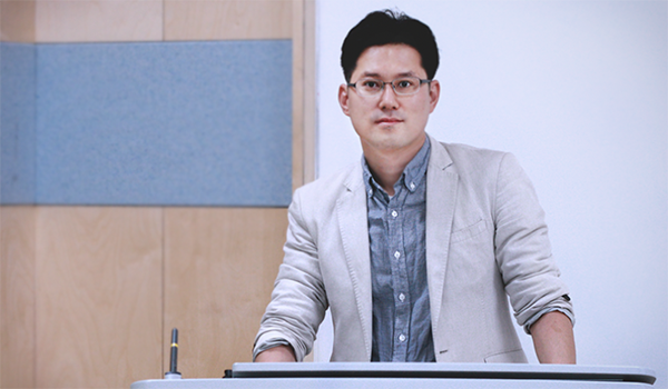 김영진교수-편집위원선정.png